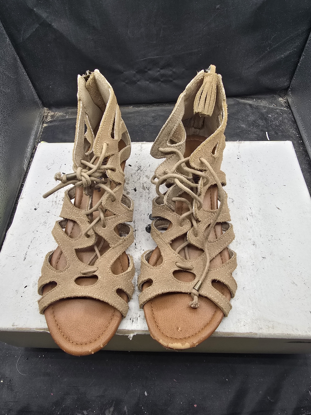 Minnetonka Tan Suede Lace-Up Cutout Gladiator Sandals